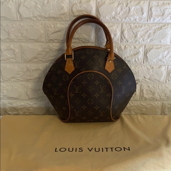 Louis Vuitton Handbags - PERFECT Authentic Louis Vuitton Ellipse PM